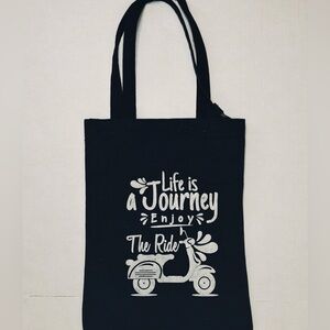 Black quote tote bag